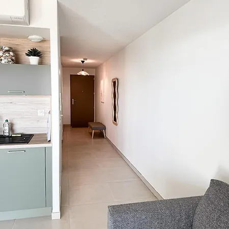 דירה Equipe Avec Terrasse Vue Et Climatisation